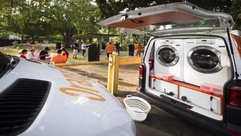 Aussie charity Orange Sky Laundry empowers homeless with new partner