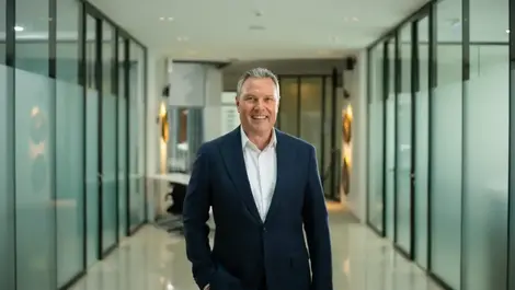 AI boosts capacity, but firms lag on work redesign